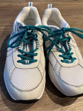 DREW White & Teal Athena Supportive Sneaker